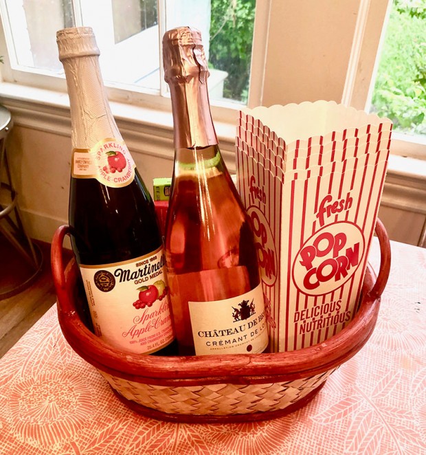 Champagne and popcorn Champagne and popcorn