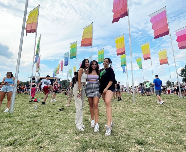 Elysse Nunez, Emma Tresch, Vanessa Sneider