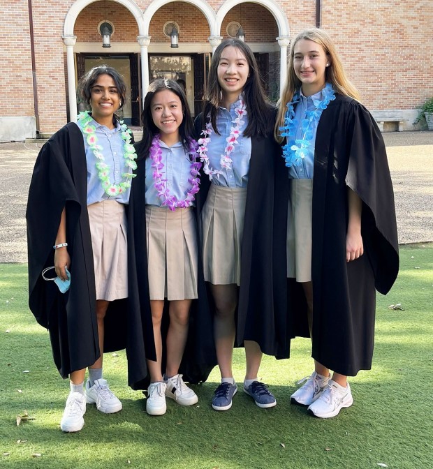 Bharthi Mohan, Caitlyn Nguyen, Pearl Zhang, Campbell Brickley