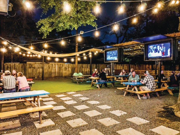 Lazy Oaks Beer Garden