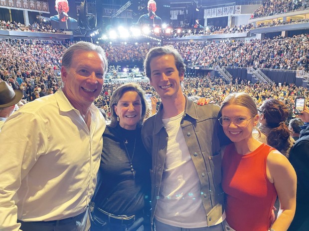 Aileen McCormick, Andy McCormick, Drew McCormick, Madeleine Wilson Aileen McCormick, Andy McCormick, Drew McCormick, Madeleine Wilson