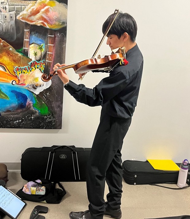 HSPVA violin player