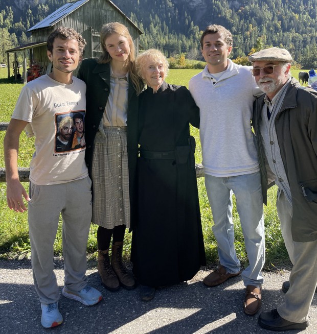 Socratis Zavitsanos, actress Eve Connolly, actress K Callan, Diamantis Zavitsanos, and actor Ron Cook