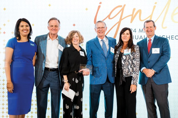 Sonja Gee, Liane Phillips, Marty Phillips, George Jochetz, Wendy Moreland, Ben Moreland