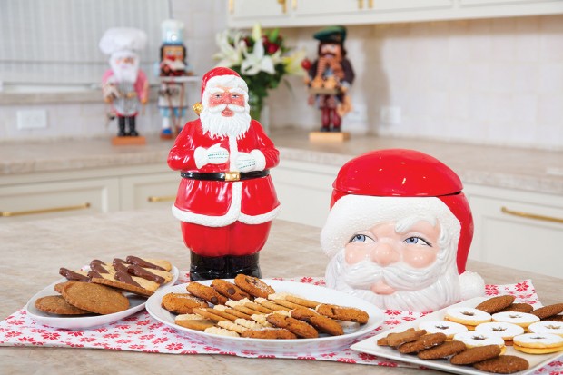 Santa cookie jars