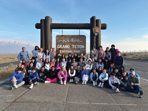Pin Oak Middle School’s eighth-grade students