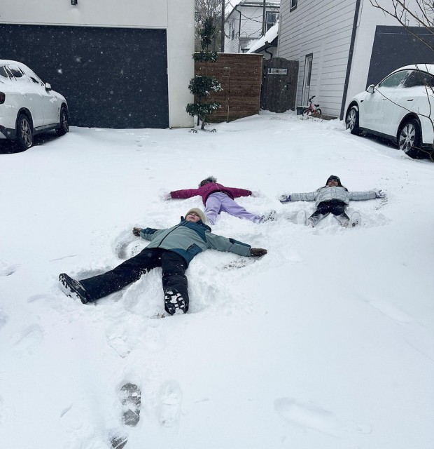 Snow angels