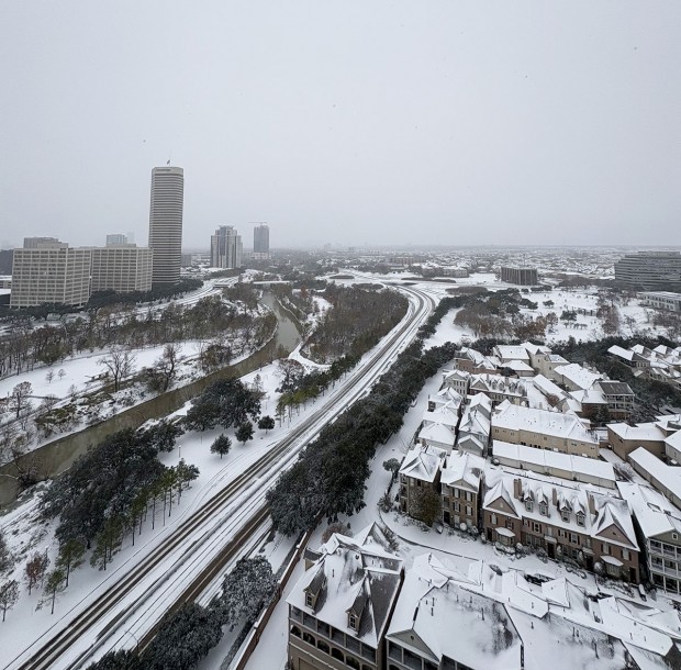 aerial shot of Allen Parkway