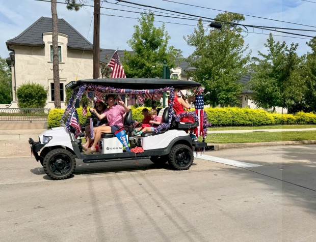 Memorial parade golf cart