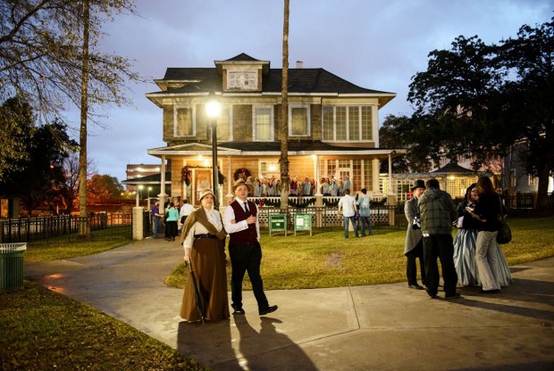 The Heritage Society’s Annual Candlelight Tour