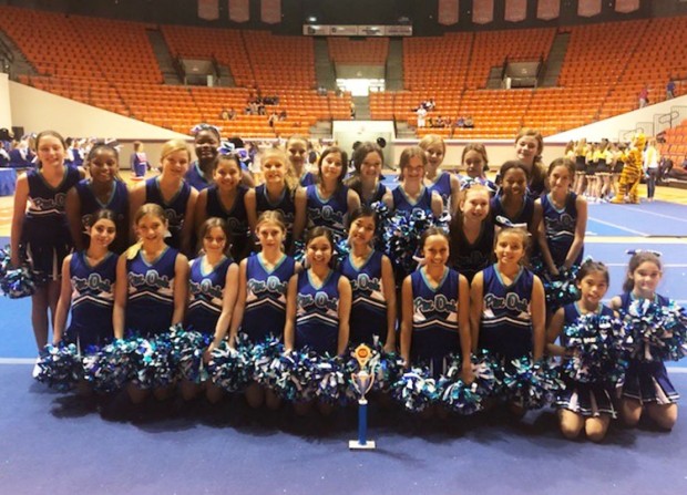 Pin Oak Middle School Cheerleaders