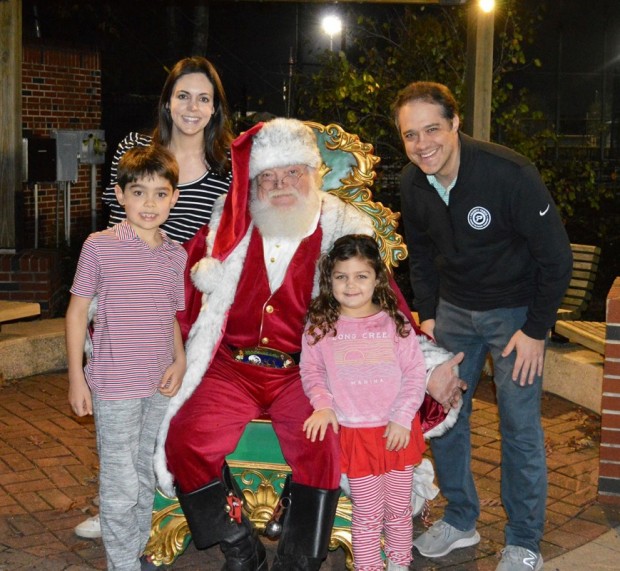 West U’s annual Christmas Tree Lighting Ceremony