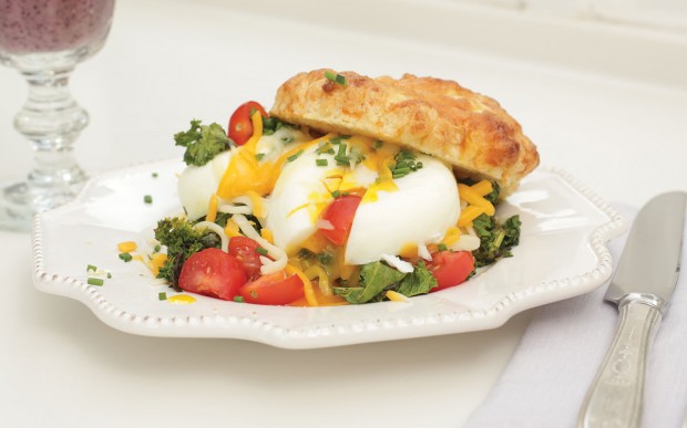 Poached Eggs on Buttermilk Cheddar Biscuits