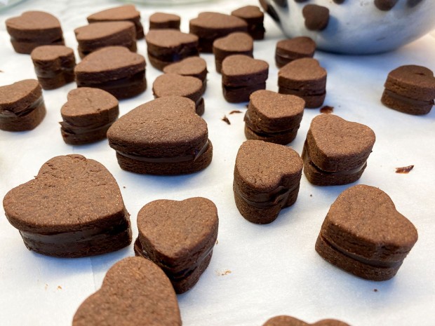 Chocolate Truffle Cookies with Whipped Nutella Ganache