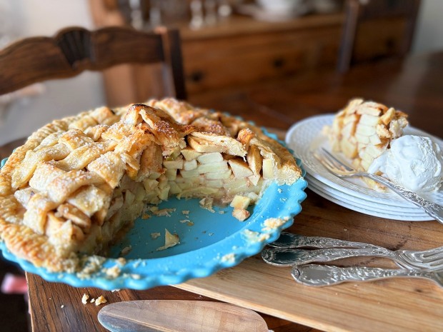 Salted Caramel Apple Pie