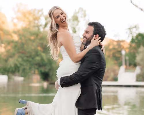 LAKESIDE LAUGHTER AND LOVE