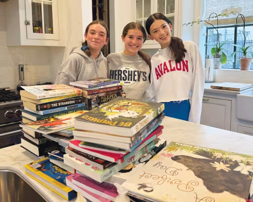 Emma Bray, Charlotte Dillon, Maddie Sabat