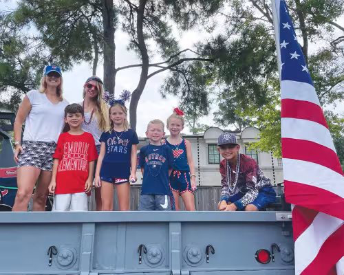 Kristen Parks, Kristen Davis, Walker Ormsby, Emily Parks, RW Davis, Genivie Davis, Colton Parks