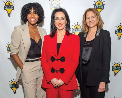 Nina Westbrook, Alicia Smith, Laurel D'Antoni