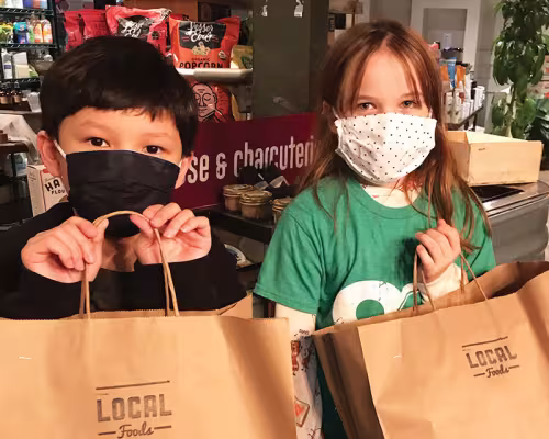 Luke Nguyen, Caroline Szulc