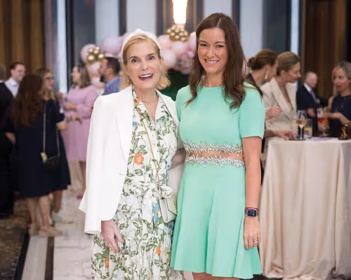 Kristen Cannon, Jayne Johnston