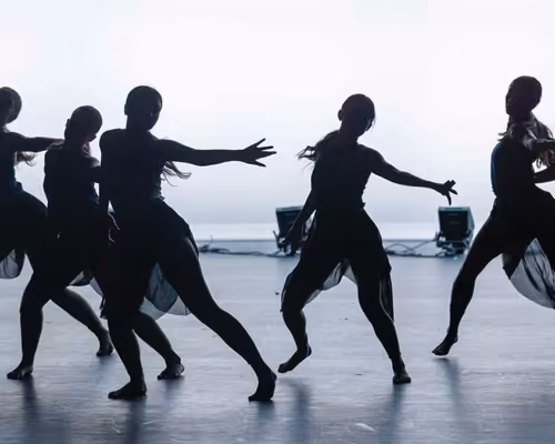 Erin Bray, Addy McKenney, Mia Basu, Kate Lu, Nadiya Naehr