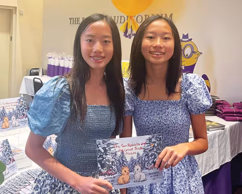 Anna Nguyen, Sophia Nguyen