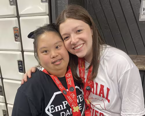 Juliet Yi, Paige Lindsay