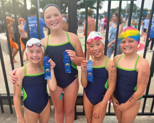 Emma Oatman, Stella de Jong, Claire Bui, McKenna Daniel