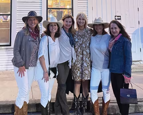 Melissa Hobbs, Leah Ragiel, Cece McCann Flynn, Elizabeth Fulghum, Melissa Dramberger, and Lynne Fowler