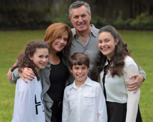 Sunni Markowitz, Gary Markowitz, Abbie Markowitz, Brooke Markowitz, Casey Markowitz