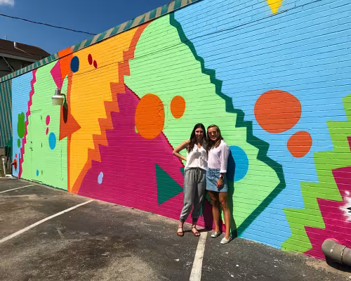 Sophia Wayne, Karina Arnold