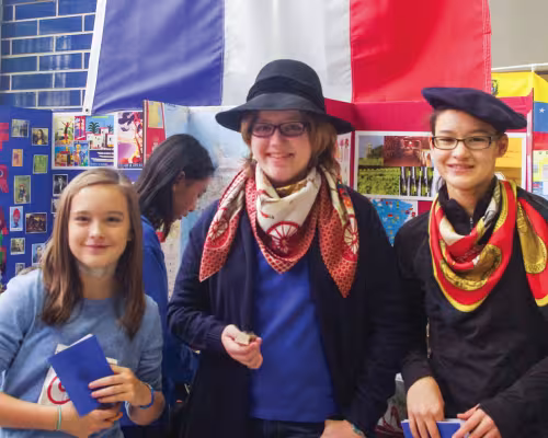 Savannah Bowden, Katherine Davies, Sarah Szafranski