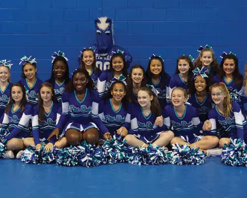 Pin Oak cheerleaders