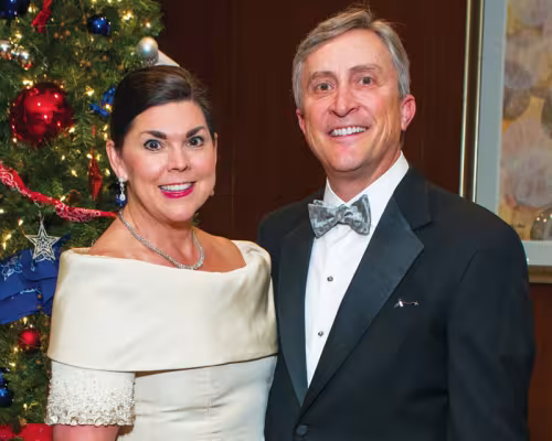 Lesha Elsenbrook, Tom Elsenbrook