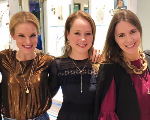 Elizabeth Mackie, Margot Hogan, Amy Parker Beeson, Meredith Beaupre, Liz Anders