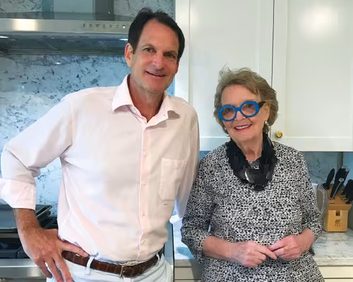 Matthew Lee, Peg Lee