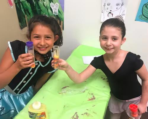 Miranda Fefer, Kimberly Garzon