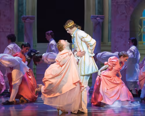 Sara White, Corbin Schwinger