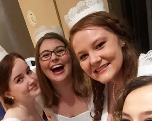 Gabby Stuntz, Andie Chilson, Diana Moriarty, Sarah Drew, Marianna Kendall