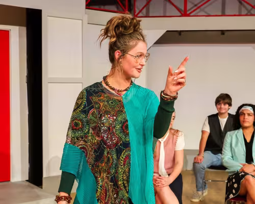 Sophie Dickson, Payton Arnold, Alyssa Melton, and Kai Livingstone