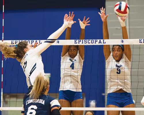 Sania Petties, Cimone Woodard