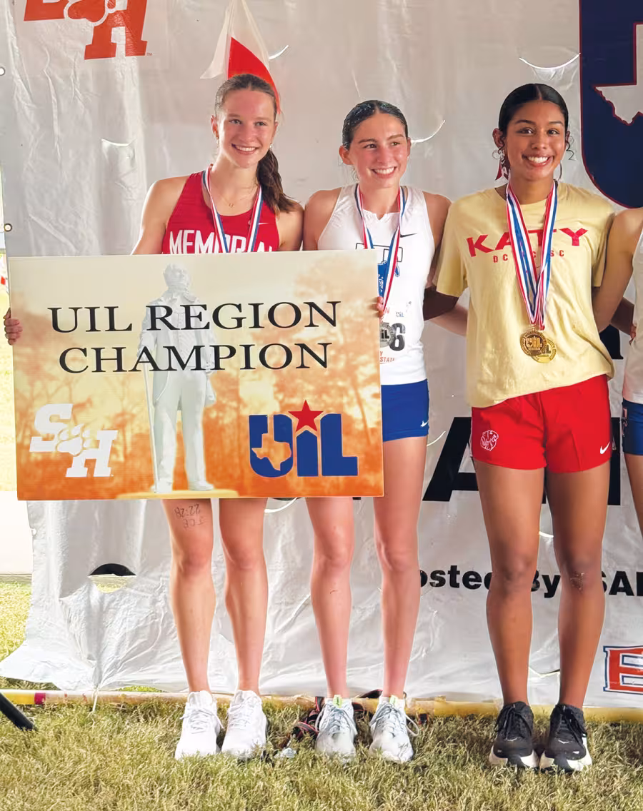 Sophie Peterson, Casey Scherpereel, Lauren Acopa